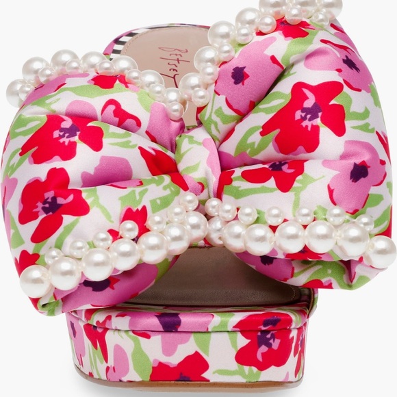 Betsey Johnson Macie Floral Pearl-Embellished Bow Heeled Women's Shoes Size 6 - Picture 3 of 8